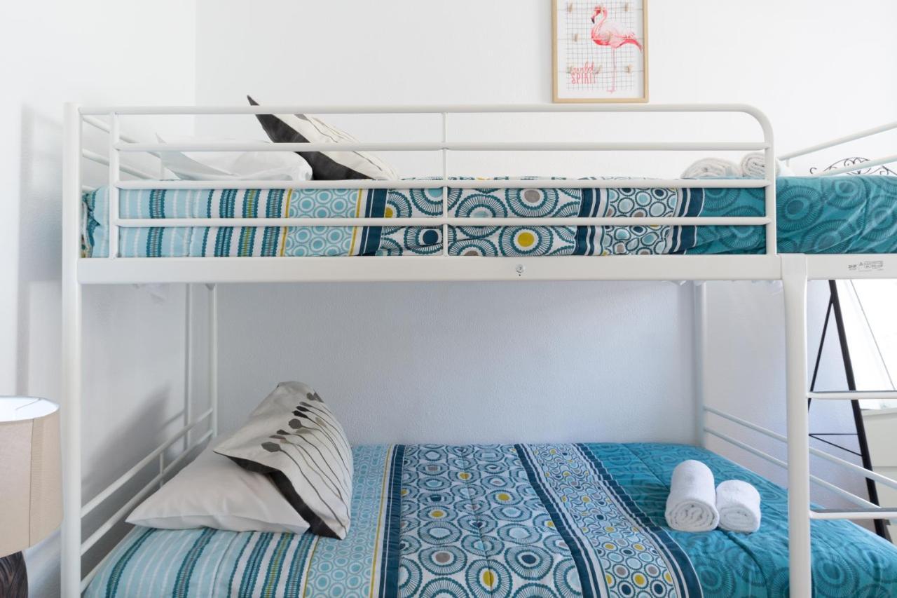 Host Wise - Large Flat W Terrace - Ace Location At Aliados Appartement Porto Buitenkant foto
