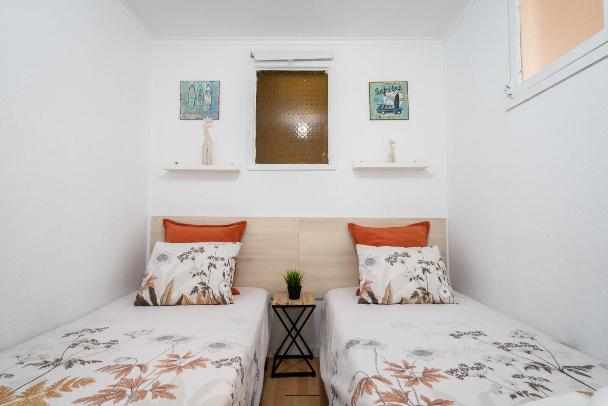 Host Wise - Large Flat W Terrace - Ace Location At Aliados Appartement Porto Buitenkant foto