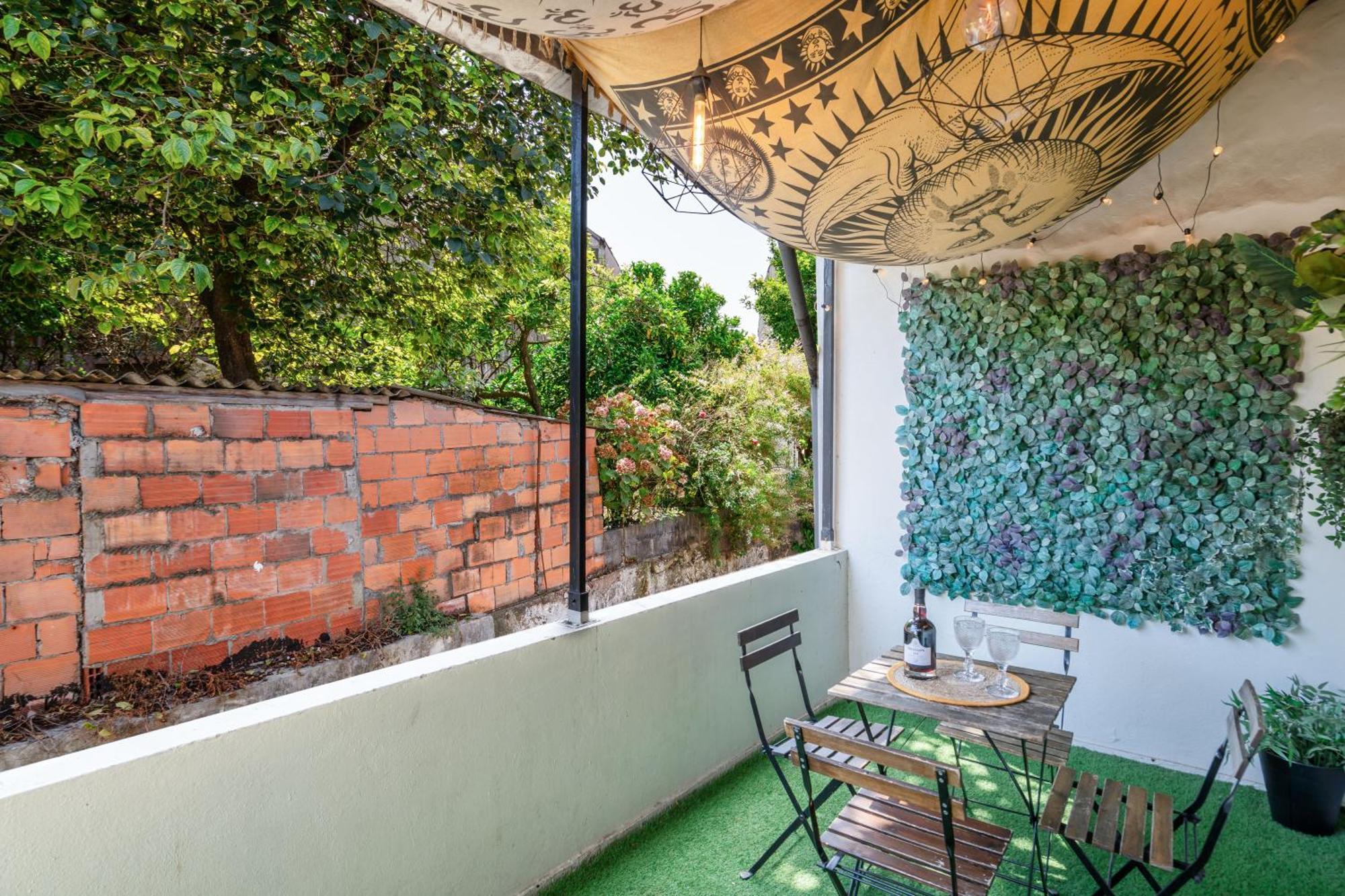 Host Wise - Large Flat W Terrace - Ace Location At Aliados Appartement Porto Buitenkant foto