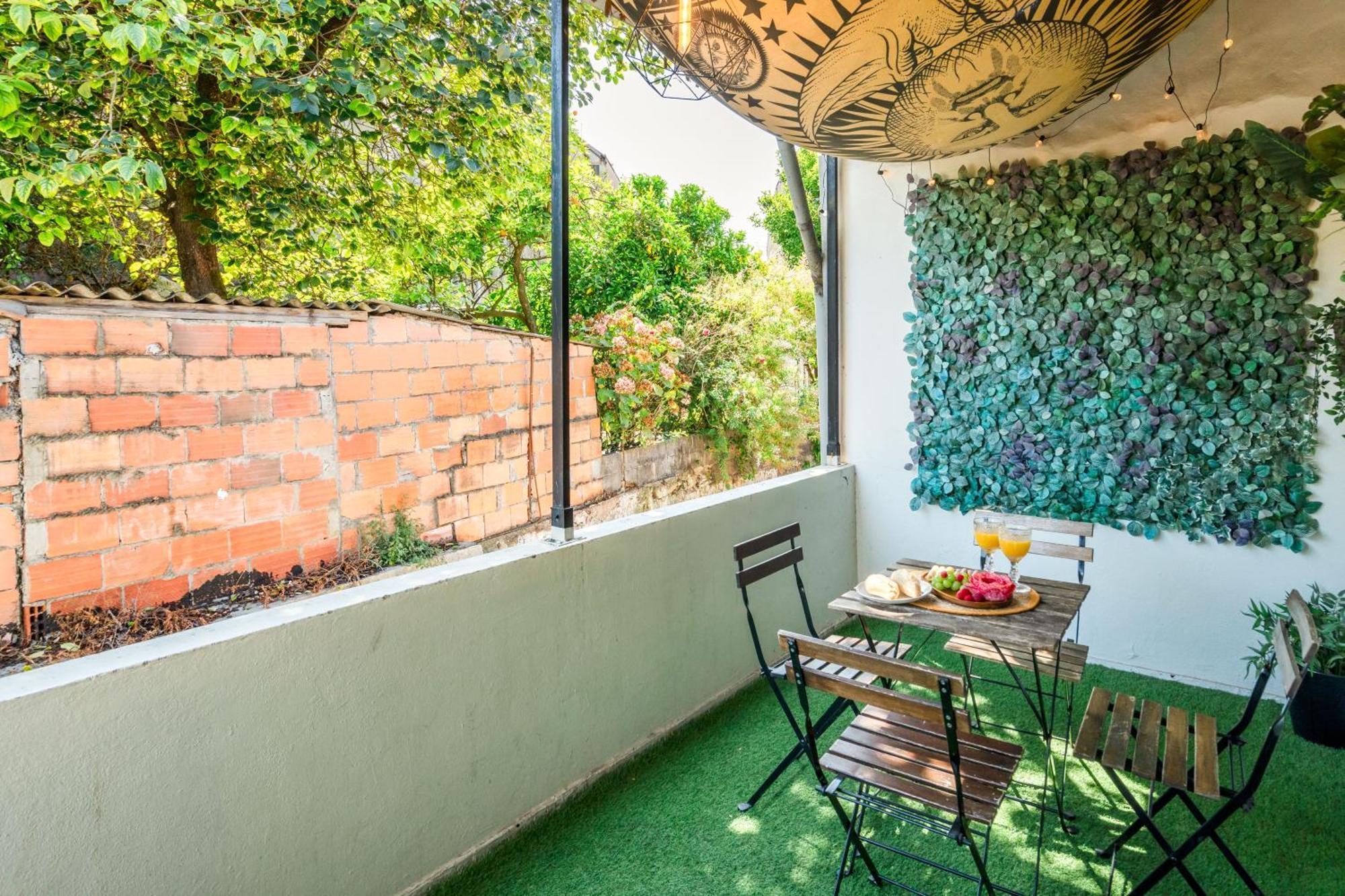 Host Wise - Large Flat W Terrace - Ace Location At Aliados Appartement Porto Buitenkant foto