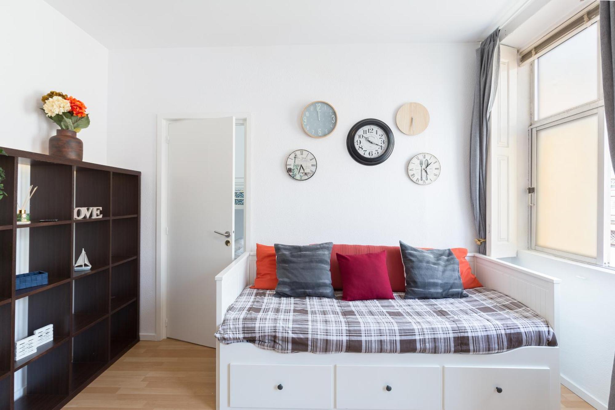 Host Wise - Large Flat W Terrace - Ace Location At Aliados Appartement Porto Buitenkant foto