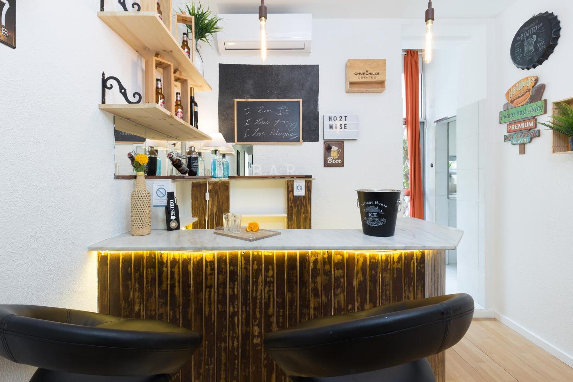 Host Wise - Large Flat W Terrace - Ace Location At Aliados Appartement Porto Buitenkant foto