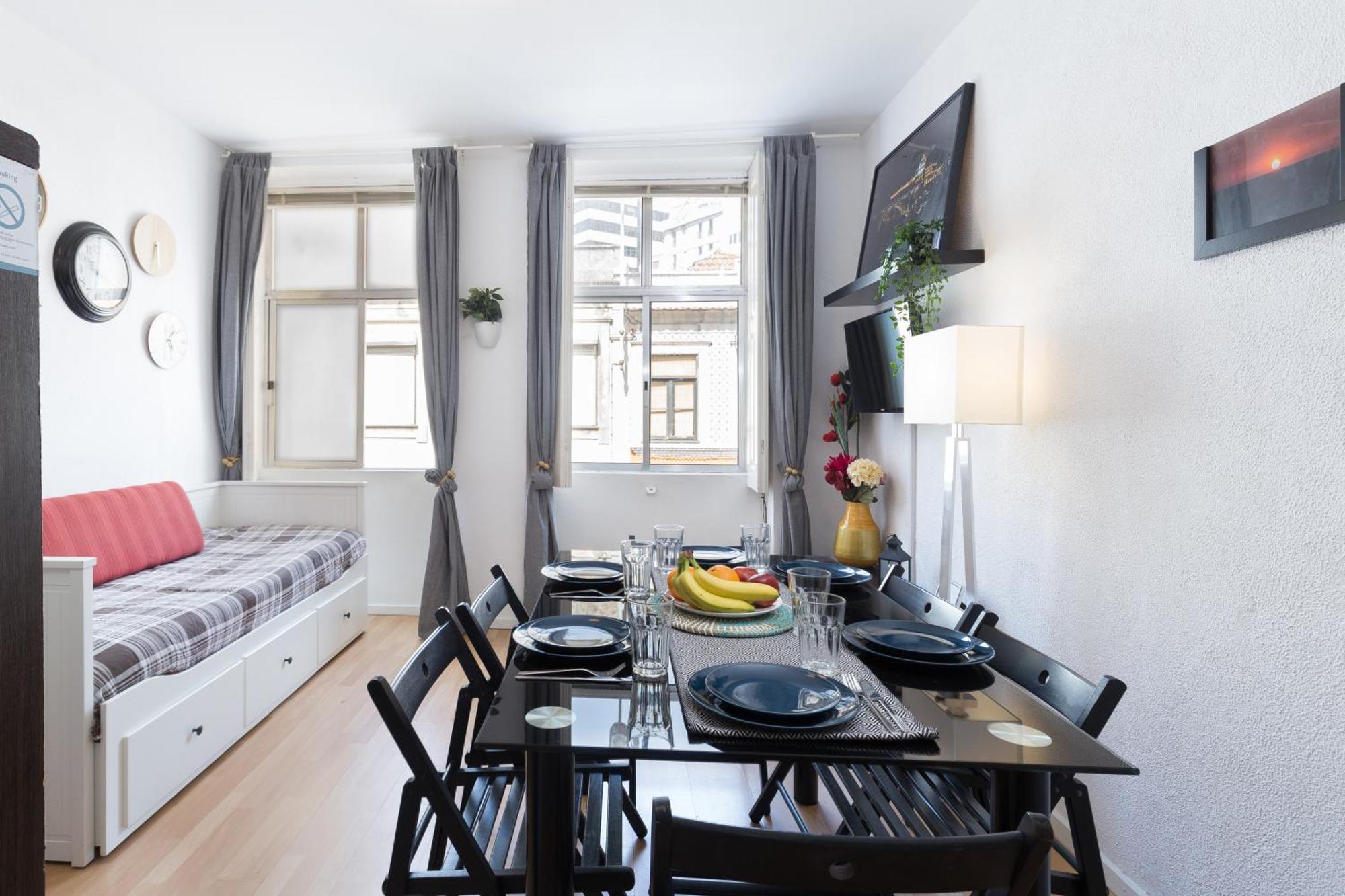 Host Wise - Large Flat W Terrace - Ace Location At Aliados Appartement Porto Buitenkant foto