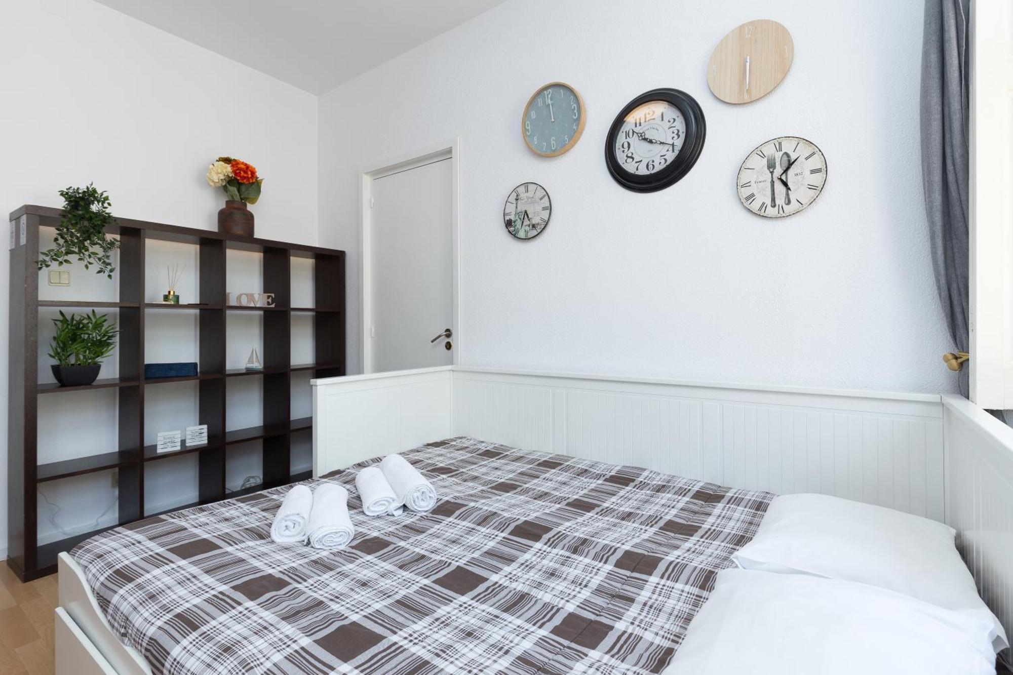 Host Wise - Large Flat W Terrace - Ace Location At Aliados Appartement Porto Kamer foto